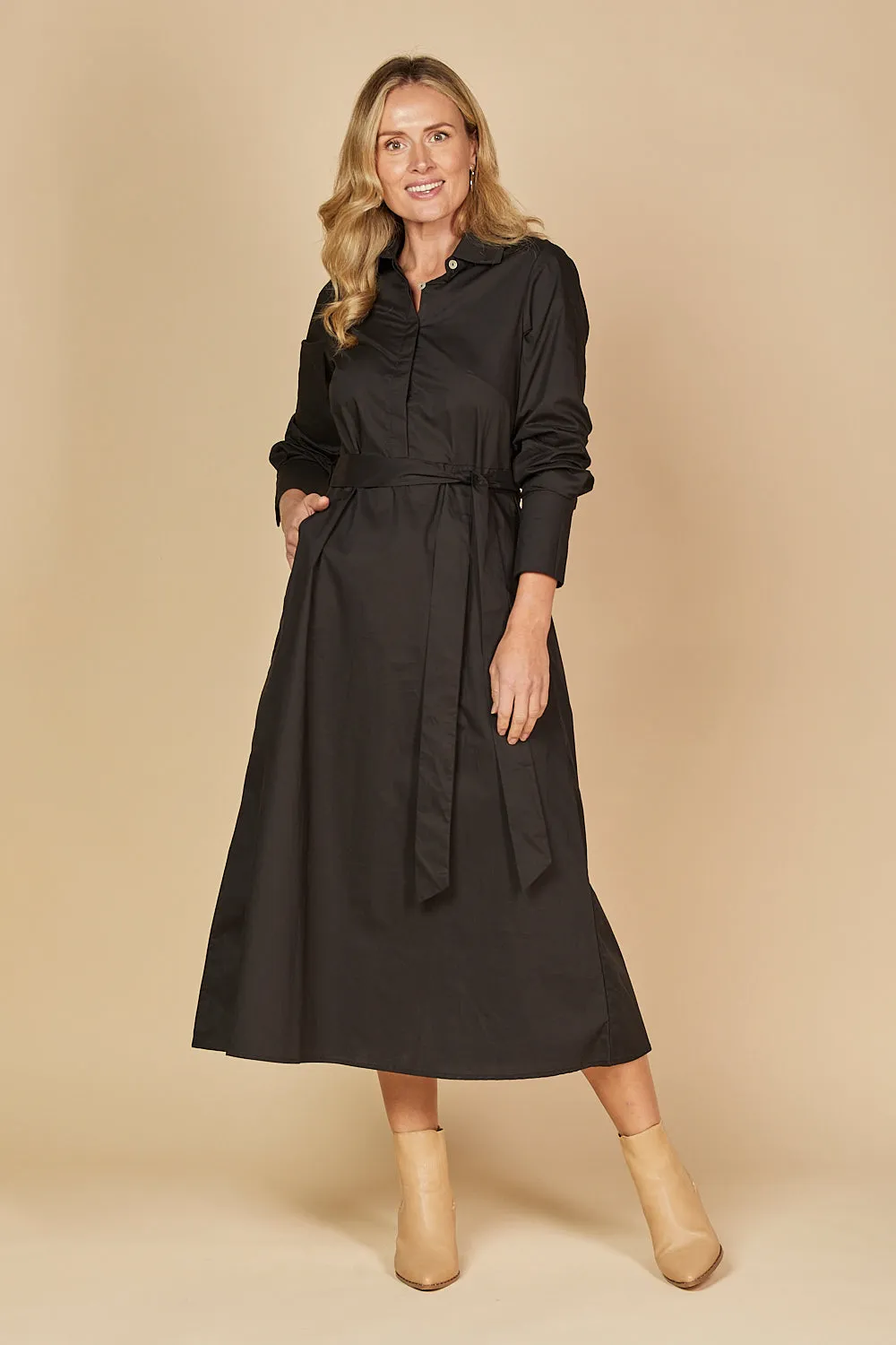 Kelly Poplin Dress in Black